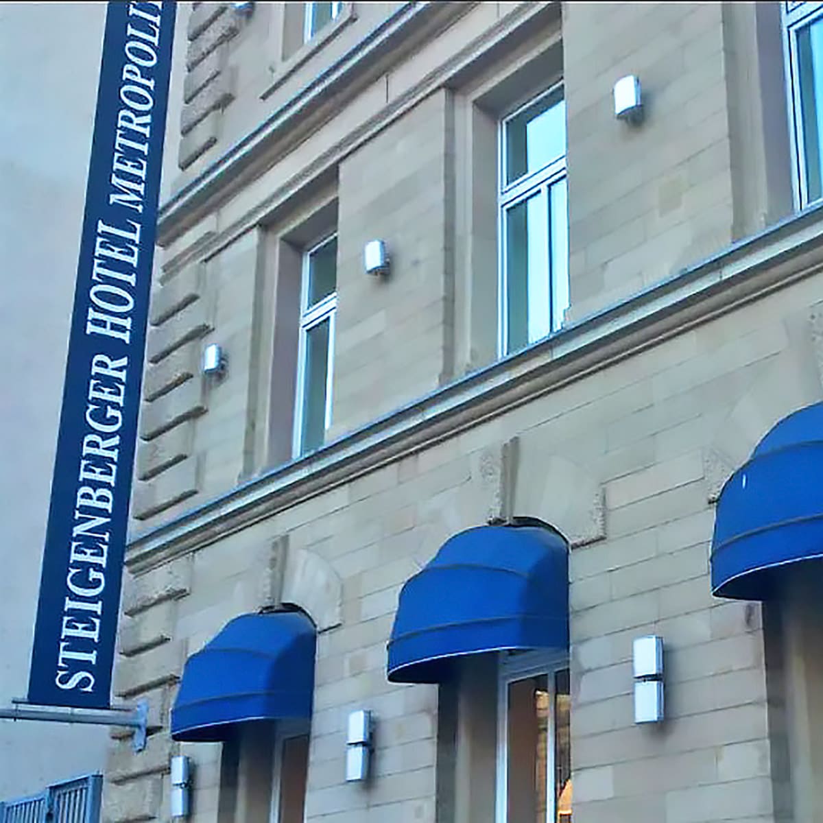 Toldo Capota. Toldos para comercio - Imagen 3