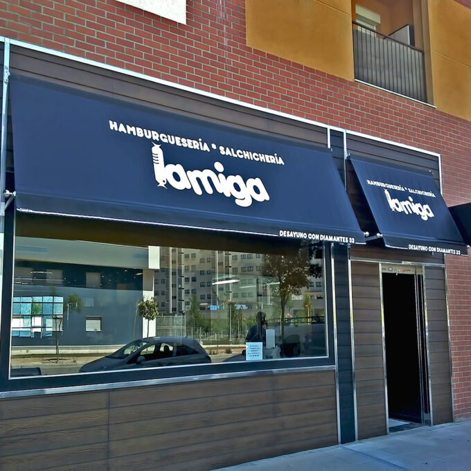 Toldo Recto Fijo. Toldo para comercio